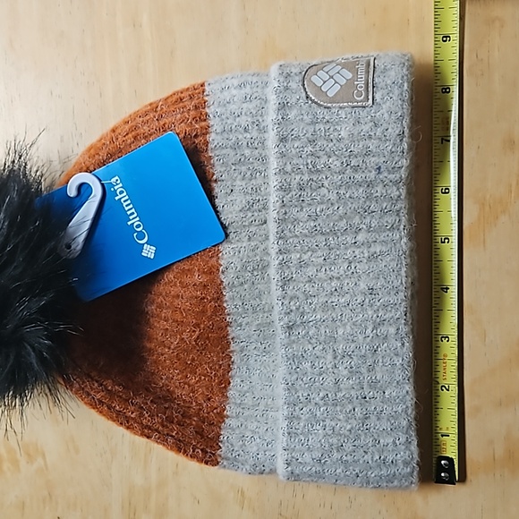 COLUMBIA BEANIE - Picture 8 of 11
